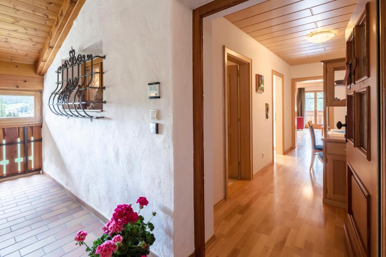 Am Rainell Hof Aparthotel Ortisei Exterior photo